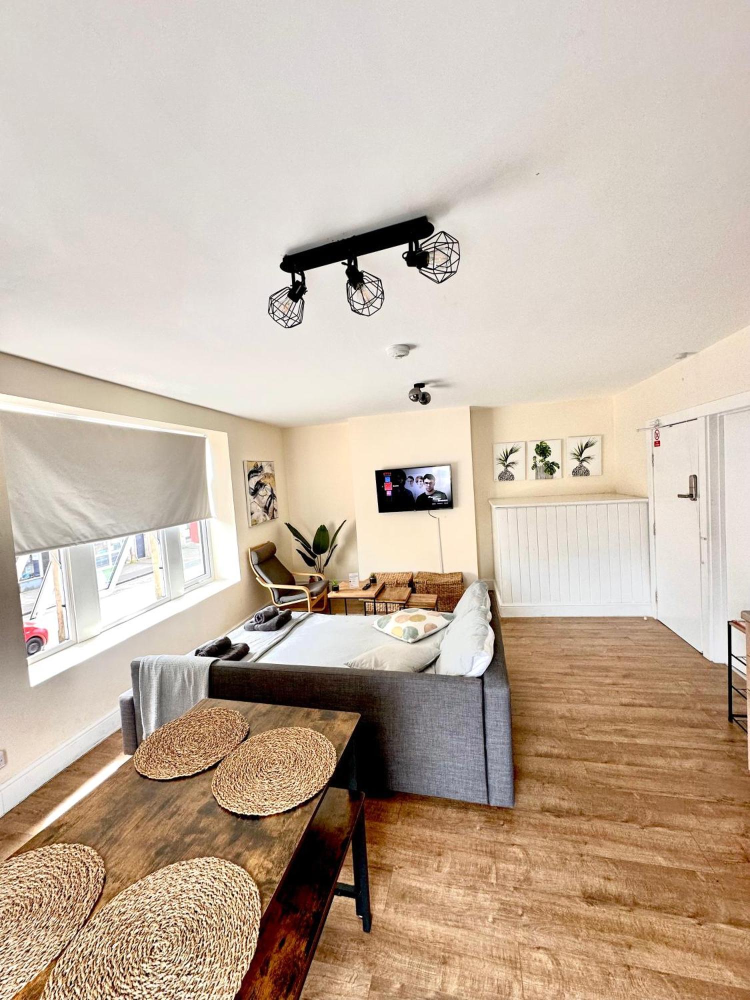Апартаменты Dvmescape Flat1 Бристоль Экстерьер фото